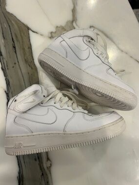 Nike White High-Top Sneakers-sz 6 Y